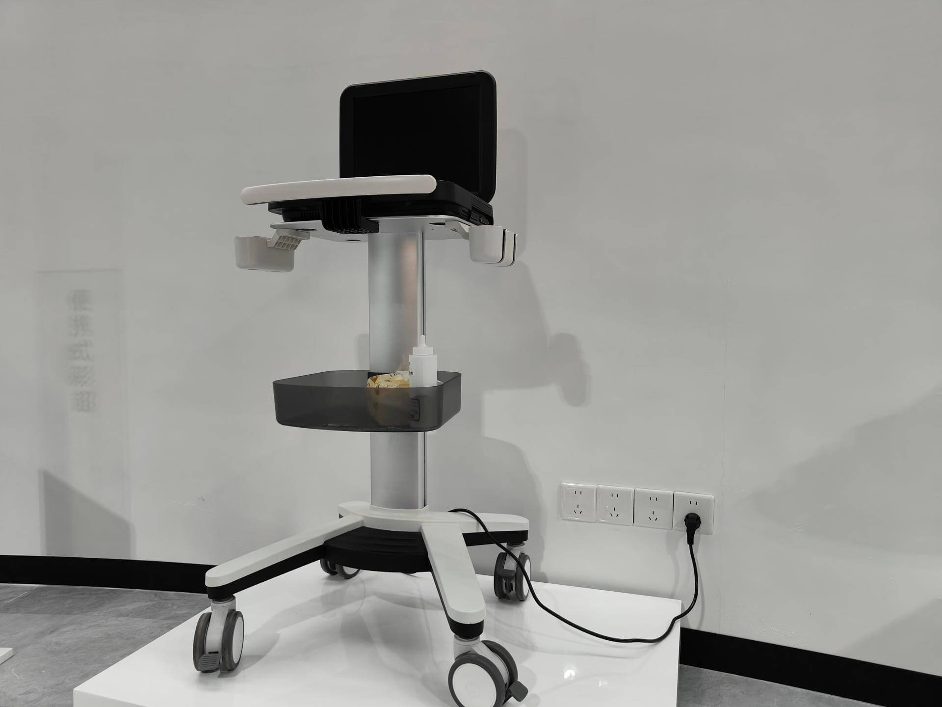 「Expert in customizing medical carts」Flexible combination, precise adaptation - making hospital equipment management higher